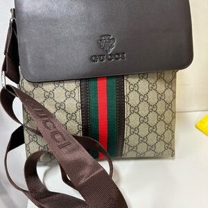 Gucci Brown and Beige Messenger Bag with Green and Red Stripe NWT look like